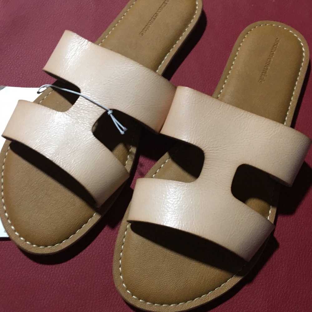 Amazon Essentials Leather Sandals